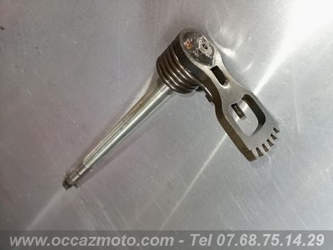 Arbre selecteur de vitesse Suzuki 750 GSXF