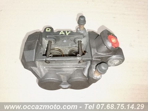 Etrier avant droite Suzuki 750 GSXF