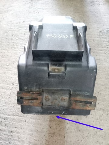Garde boue arrière Suzuki 750 GSXF