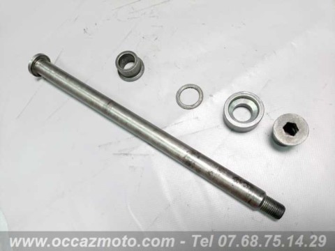 Axe de roue arrière Kawasaki GPZ 1000 RX