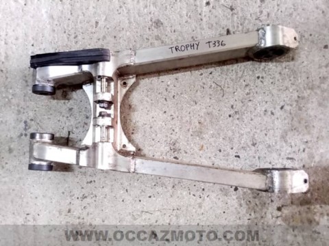Bras oscillant Triumph Trophy T336