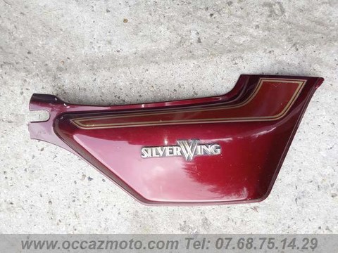 Cache latéral gdroite Honda GL 650
