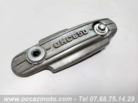 Couvercle poussoir droit "R" Honda CB 650 RC03
