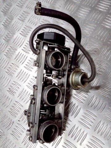 Rampe injection BMW K75