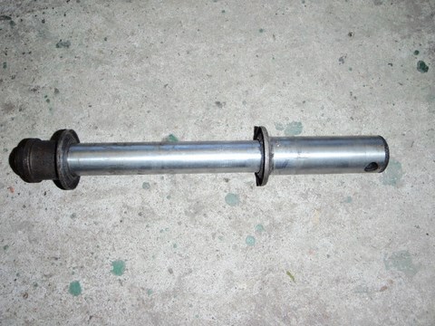 Axe de roue avant K100