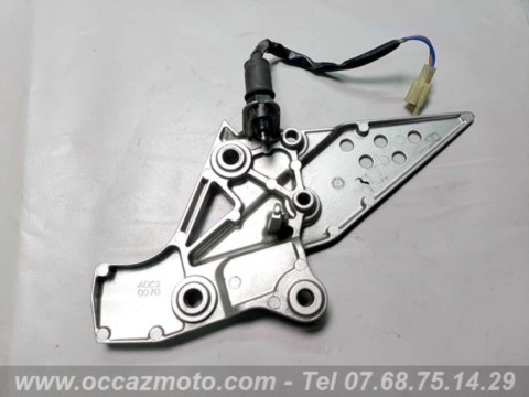 Platine repose pied droite Kawasaki Z 750