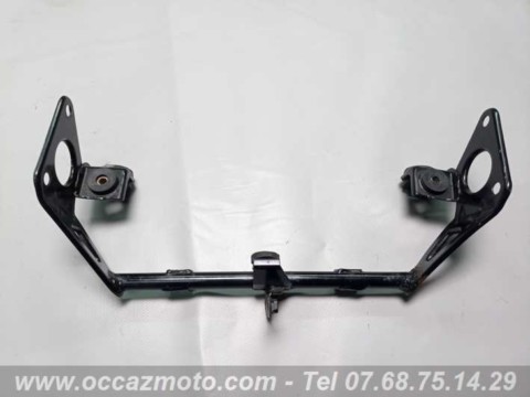 Support fixation  radiateur d'huile Kawasaki GPZ 1000 RX