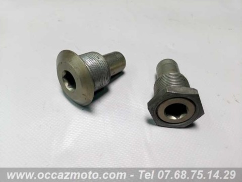 Vis pivot du bras oscillant BMW R 1100 R