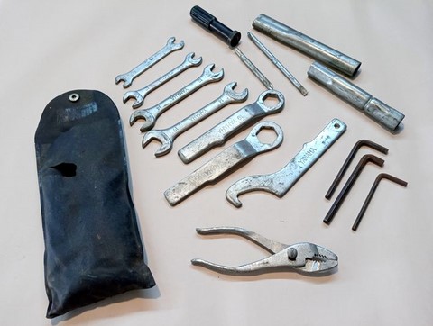 Trousse a outils Yamaha XJ 600 Diversion