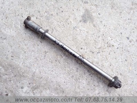 Axe arriere  de Yamaha XJ 900 F 4BB.