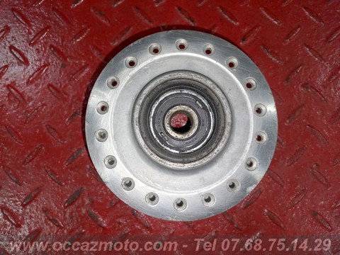 Moyeu avant Yamaha RS 125