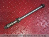 Axe de roue arriere Honda GL1100 Goldwing
