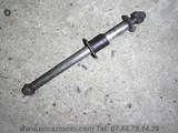 Axe de roue Avant Suzuki GS 500